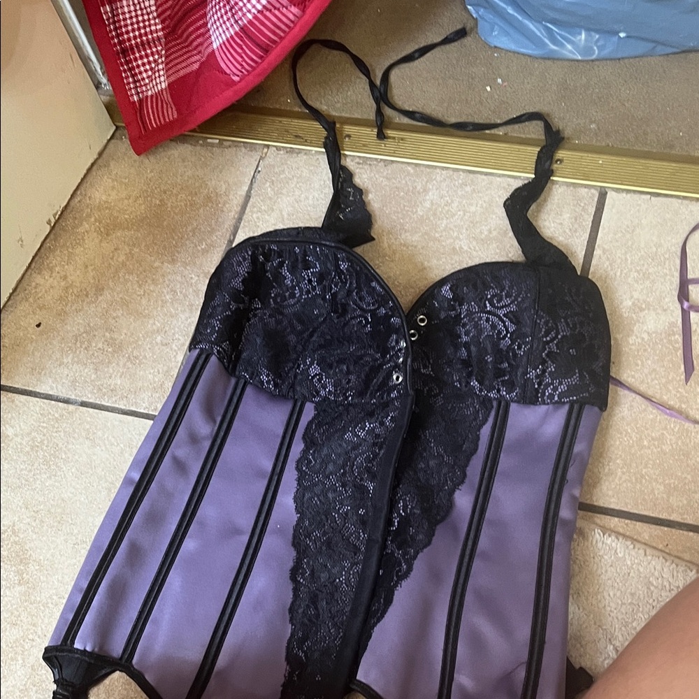 Lace Trimmed Purple and Black Corset